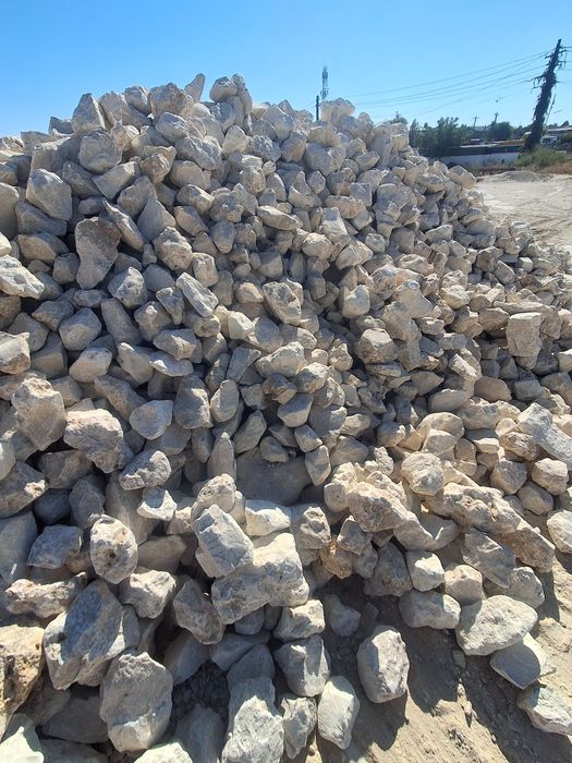 Cariera Ovidiu nisip, piatra ,balastr, pietriș ,cap de miel,pamant.