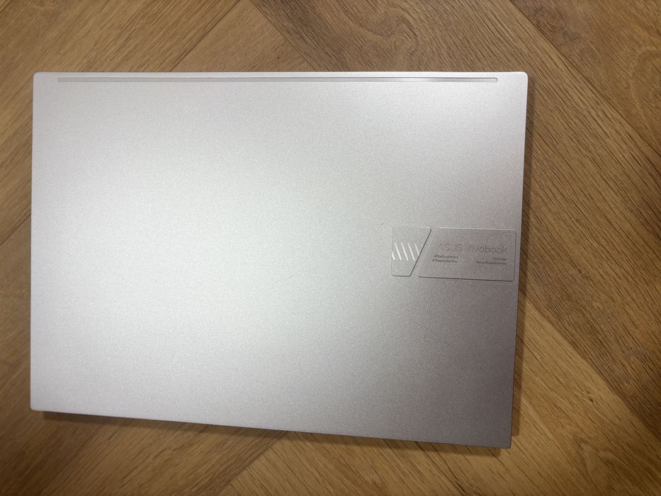 Laptop Asus VIVOBOOK
