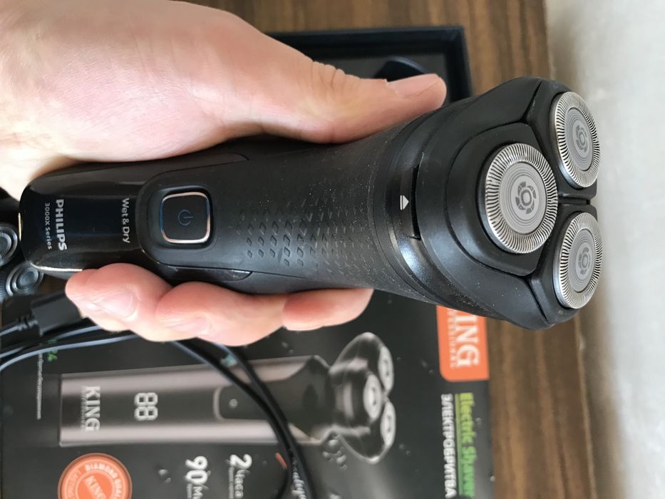 Оригинал машинки для бритья Philips King