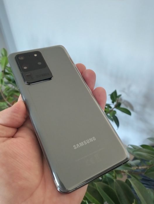 Samsung S20 Ultra 5G. . 128Gb 12Gb dualsim