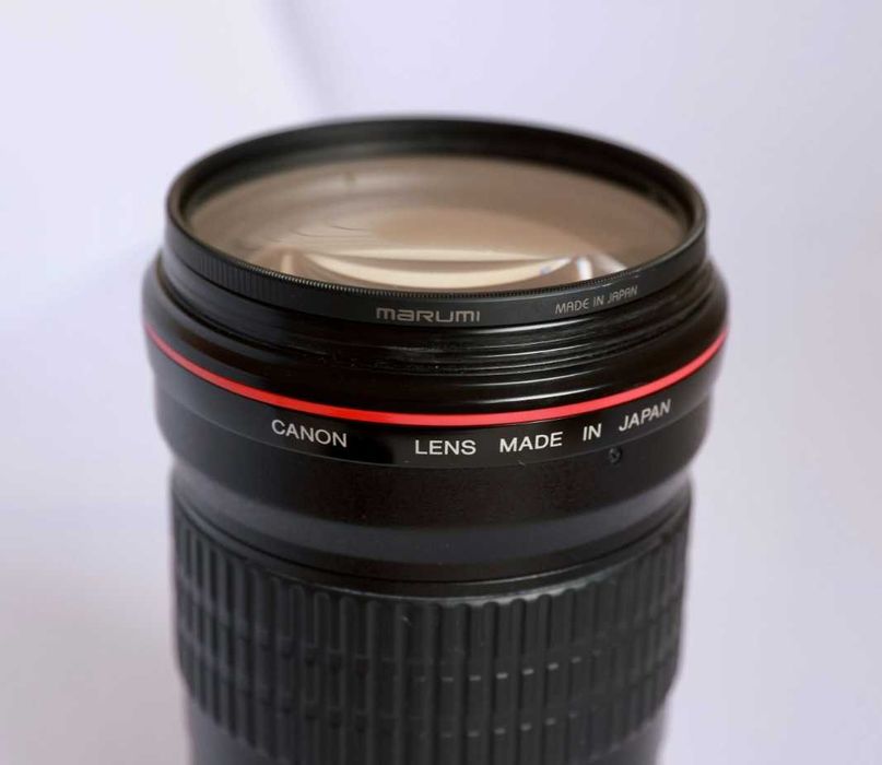 Canon EF 135mm f2 L USM impecabil + filtru Marumi UV + cutie