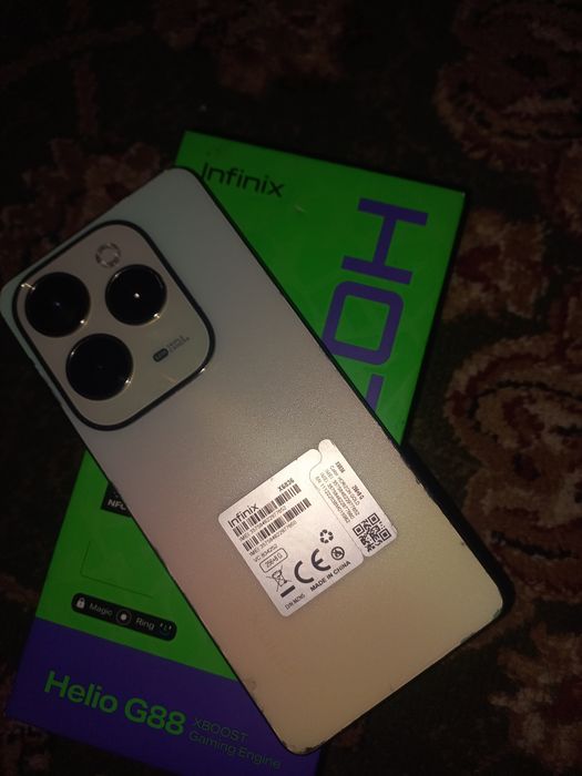 Infinix hot 40 состояние нормальное