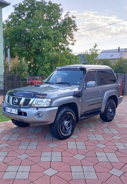 Nissan Patrol 3L.Gu 4.motor zd-30.4x4.reductor mic și mare. Autoutilitara N1