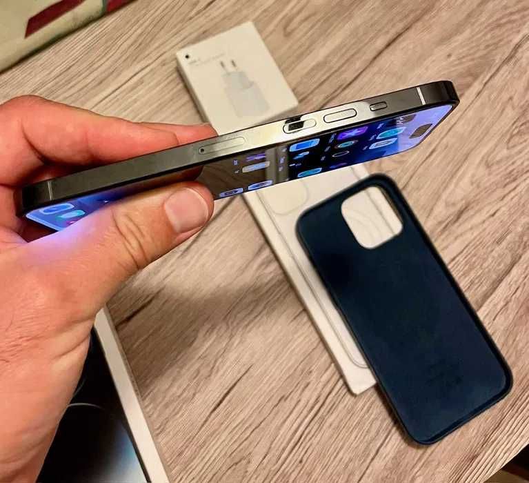 iPhone 14 Pro Max 256 GB със всички налични документи