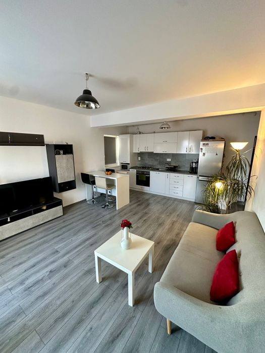 Schimb apartament premium cu casă (ofer și diferență, dacă este cazul)