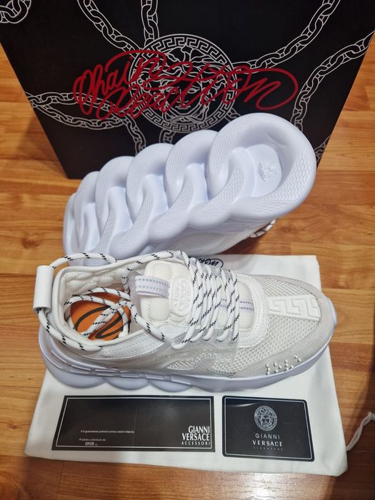 Adidași versace Chain