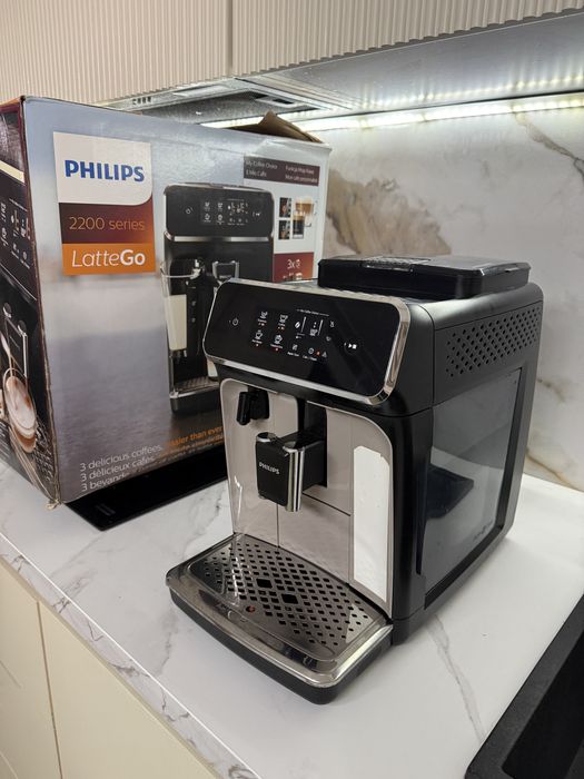 Espressor Phillips Latte Go EP2234/40, full box