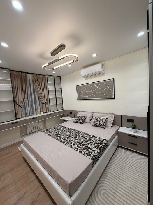 Продажа Квартира Метро Косманавтов Люкс Ремонт