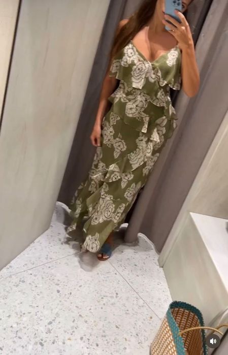 Zara рокля размер М