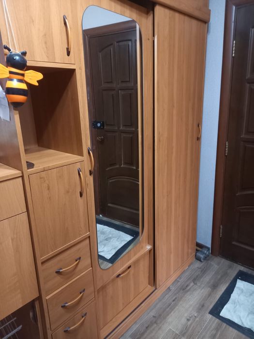 Шкаф большой одежный