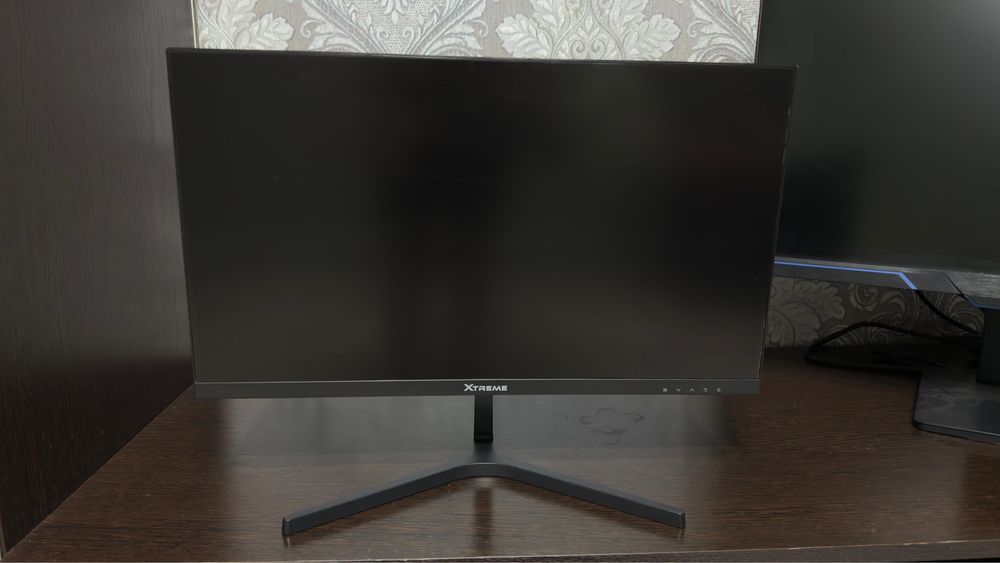 Монитор xtream 21”