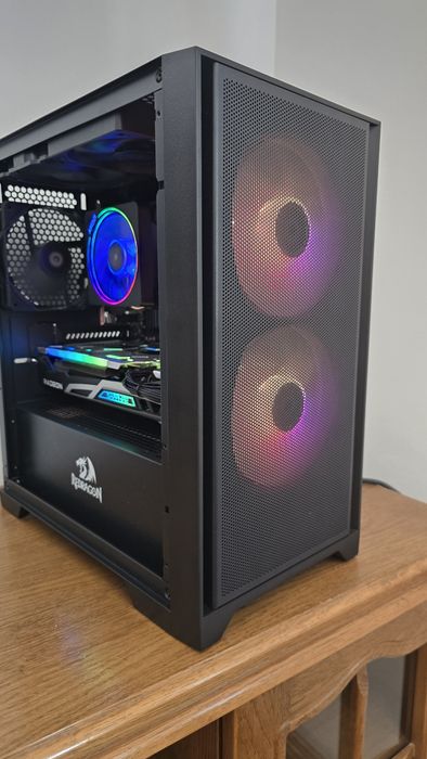 ryzen 5 5600g - Sisteme PC & Gaming oferte online | OLX.ro