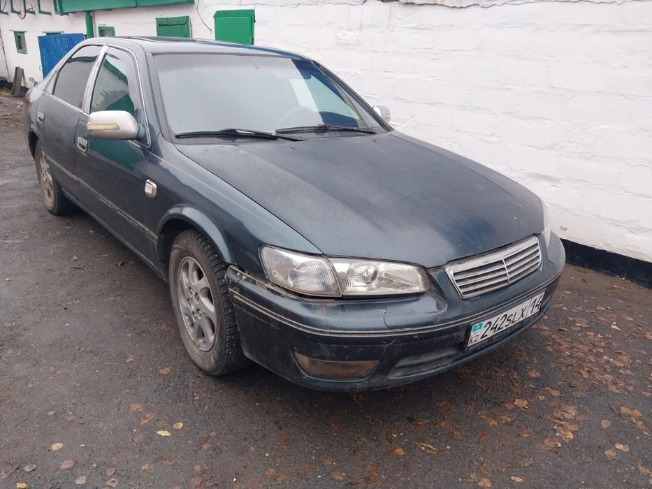 Продам Toyota 20