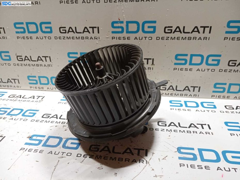 Motoras Ventilator Aeroterma Habitaclu Volkswagen Touran 1.4 TSI 2003 - 2010 Cod 698809 N031269U [M7772]