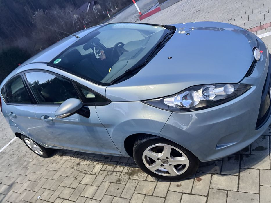 Ford Fiesta 2010 – 1.2 benzină – Super economică, ideală oraș