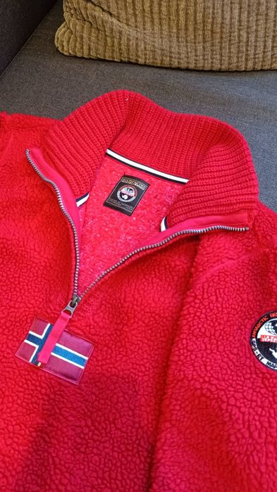 Слутшърт Napapijri