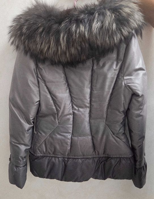Дамско зимно яке с гъши пух и яка от лисица