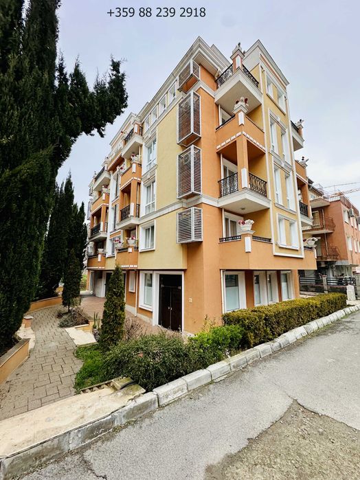 Продава се Тристаен апартамент в Свети Влас - 72 кв.м за 1249 €/кв.м - Снимка #11