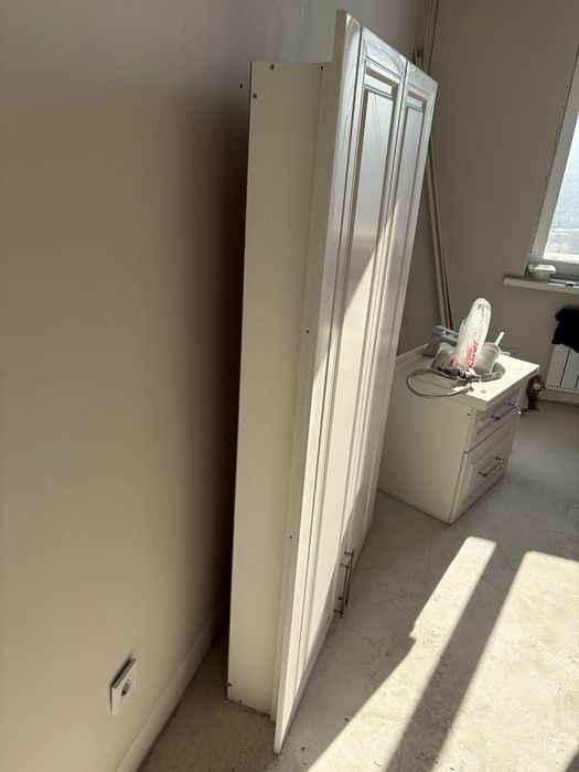 Шкаф встраиваемый