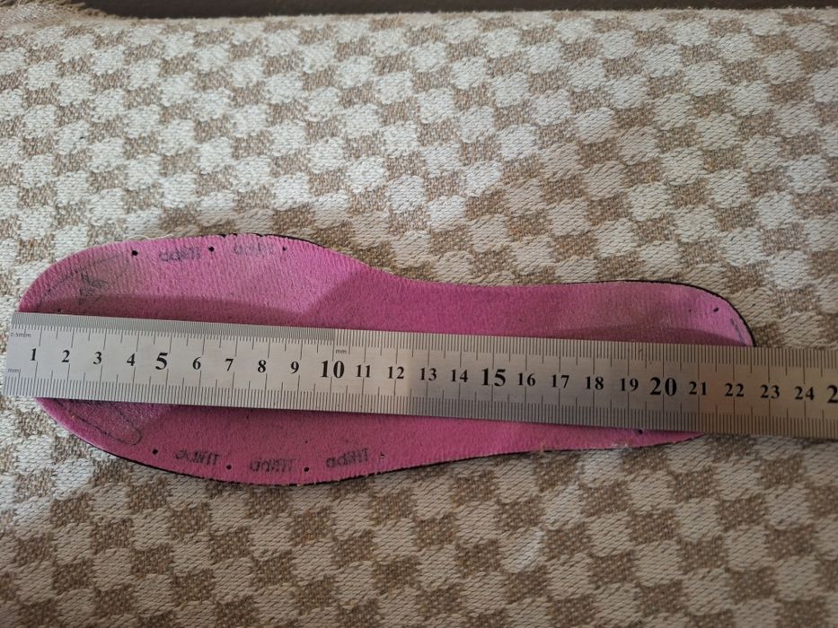 Оригинални боти Адидас 35 номер