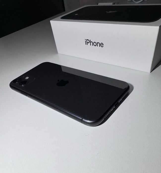 iPhone 11 - 64GB - FULLBOX - Primul Proprietar