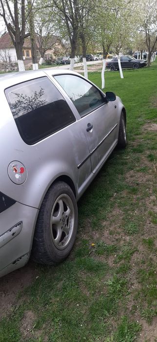 VOLKSWAGEN Golf 2002 — imagine 5