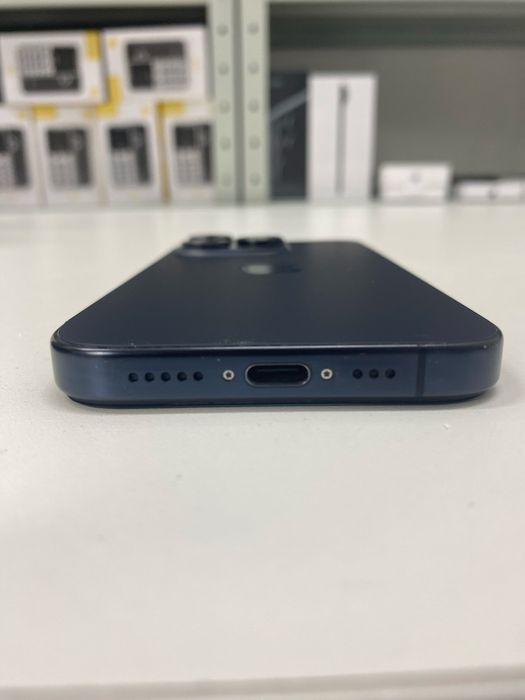 Iphone 15 pro синий цвет