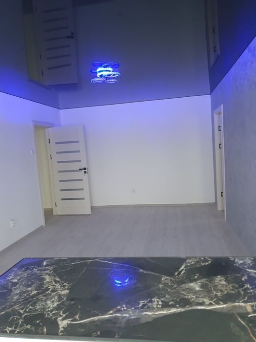 Vând apartament cu doua camere