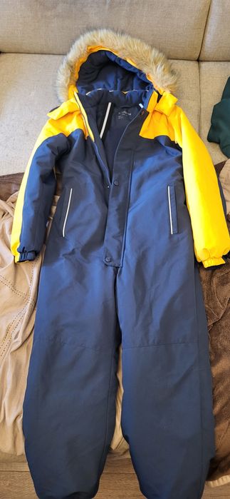 Детский зимний комбинезон