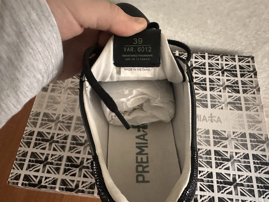 Кросслвки premiata идеальное состояние