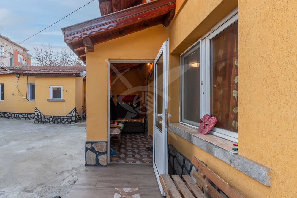 Къща № 46842, Нови Искър