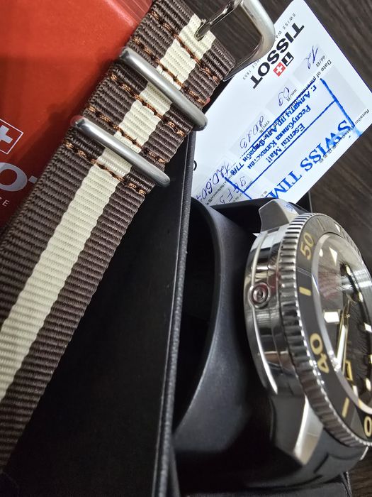 Мужской  часы...