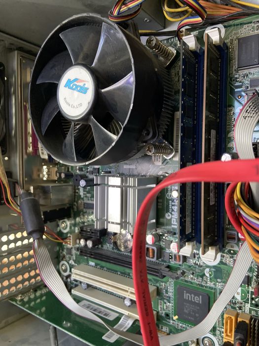 Arzonga kompuyuter bomba narx