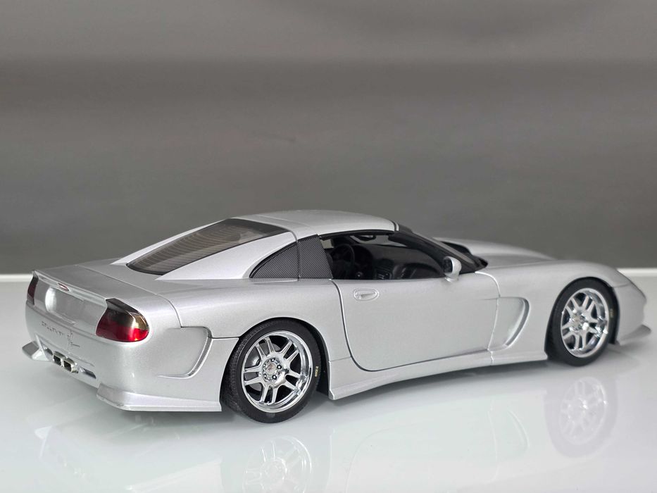 Macheta Auto 1/18 AutoART Callaway C12