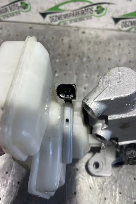 Pompa de frana 32672124 Seat Ibiza