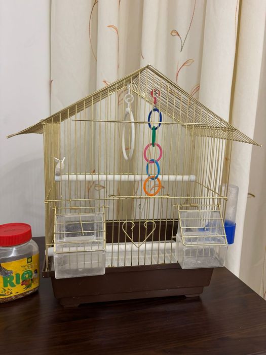 Продам клетку для попугаев