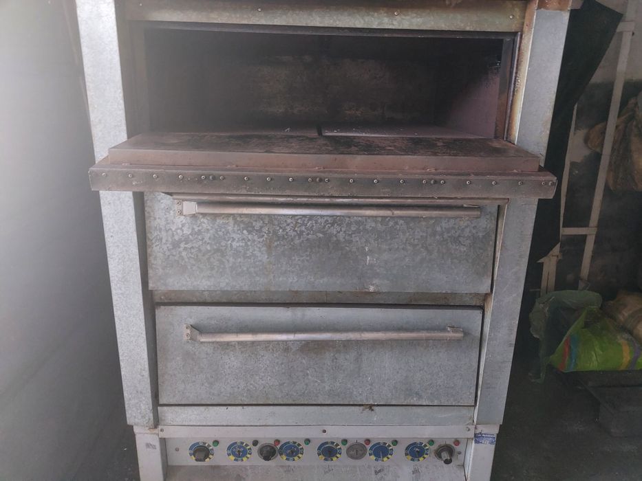 Печка универсальная отличным состояние