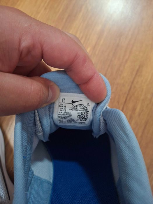 Маратонки Nike, чисто нови