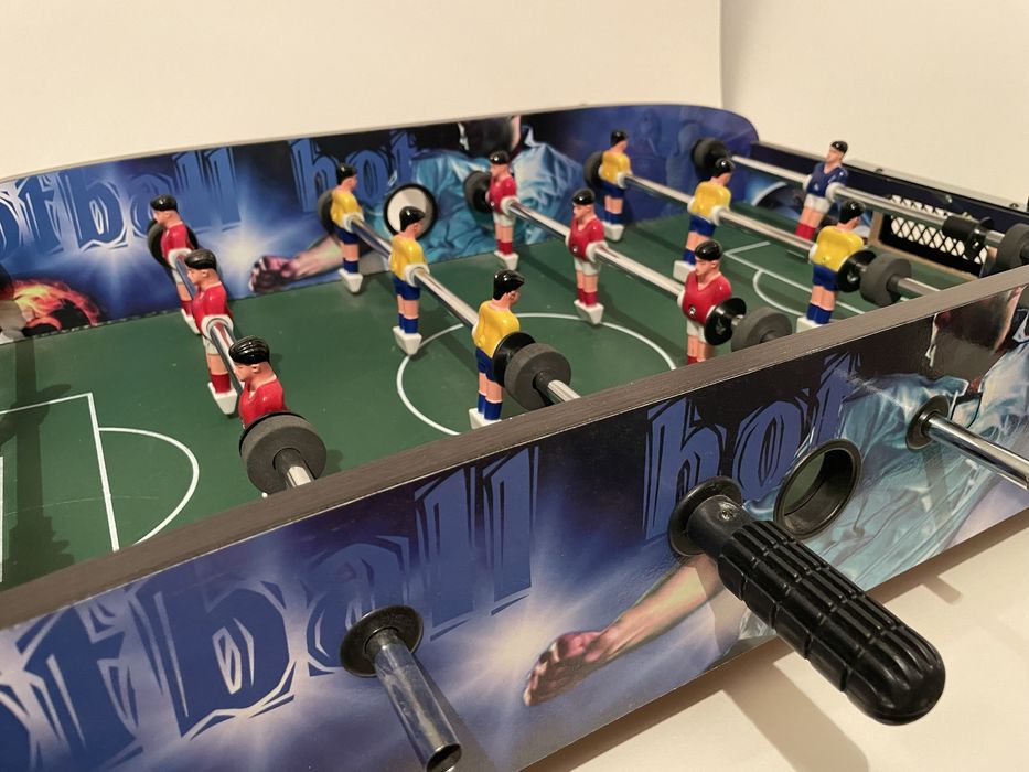 Настолна игра Джаги "Football Shot" – Супер забавление за дома и офиса