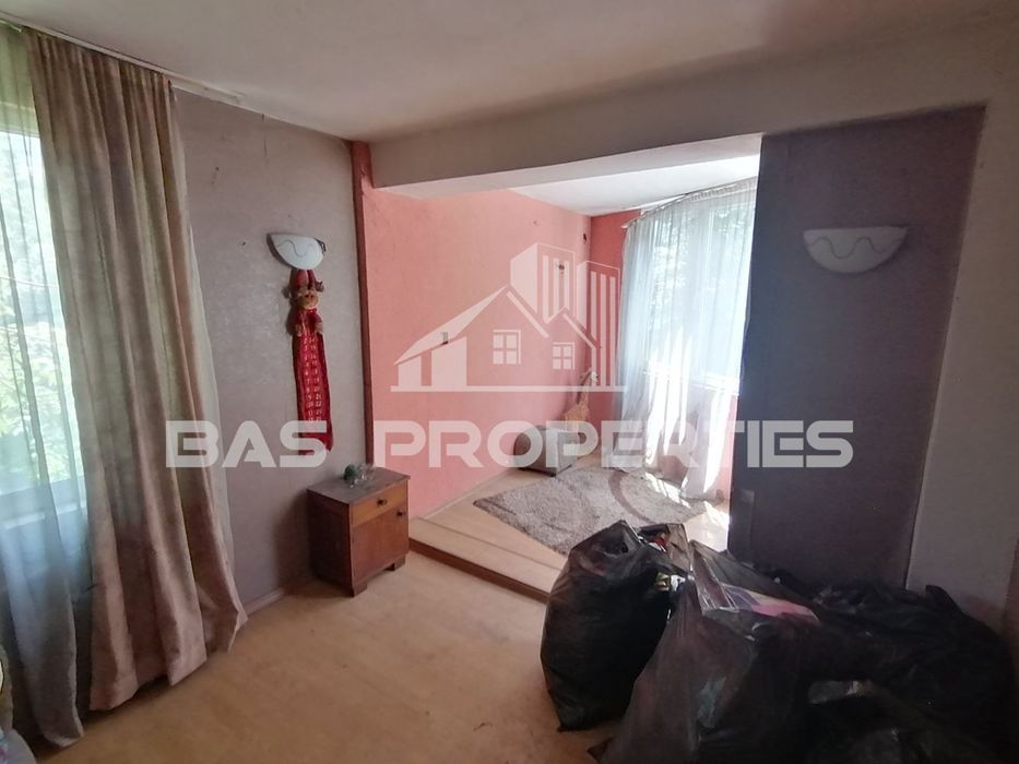 Продава се Къща в София, Център - 174 кв.м за 1265 €/кв.м - Снимка #4