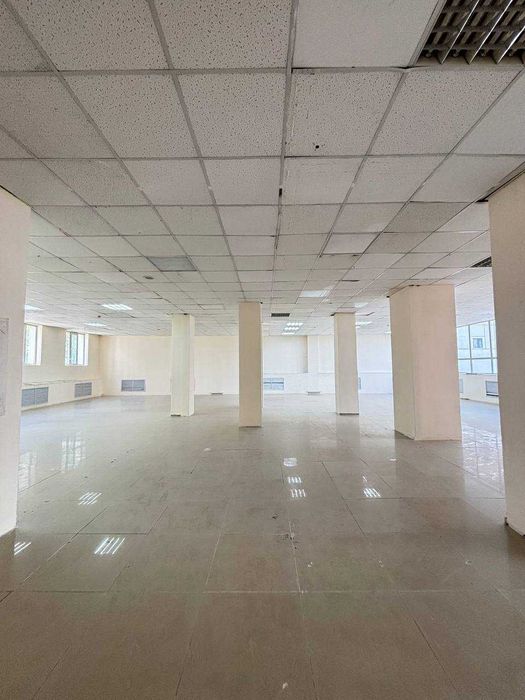 Сдам в аренду комерческое помещение 1300m2 в Астане