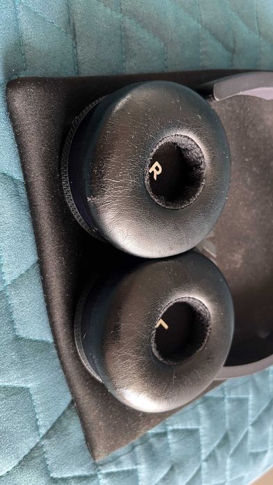 Casti cu fir AKG Y50