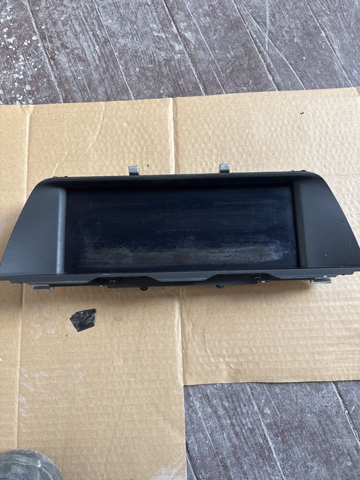 Екран за бмв ф10/ф11 bmw 520d f10/f11