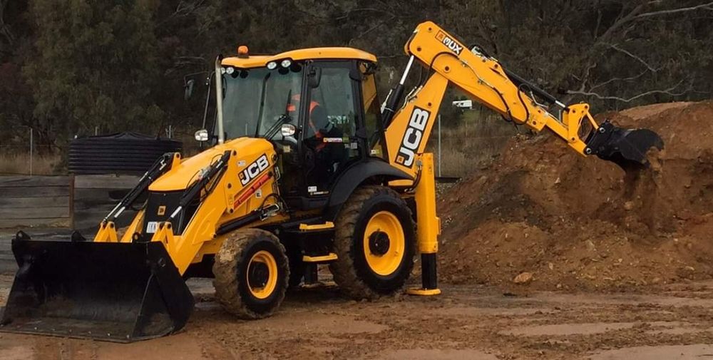 Inchiriez buldoexcavator ( sapaturi , fose, fundatii)