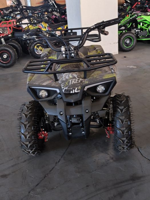 ATV quad 49cc puțin prăfuit la mâna a doua puțin utilizat merge perfect