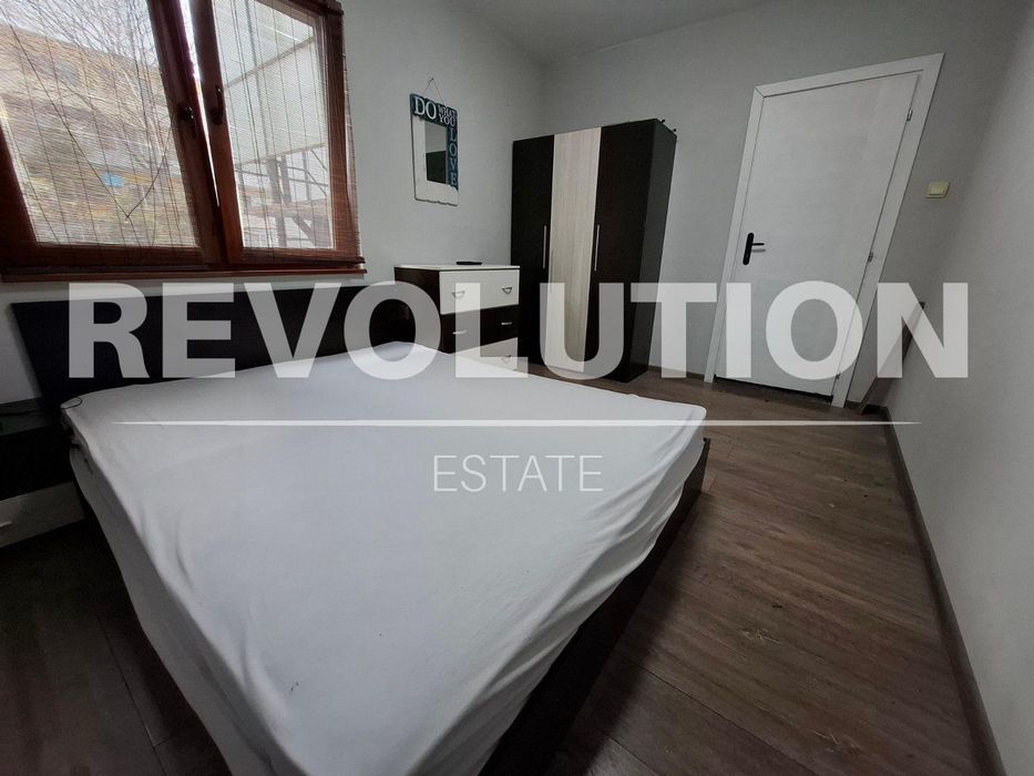 Дава се под наем Двустаен апартамент в Варна, Център - 60 кв.м за 498.27 € - Снимка #4