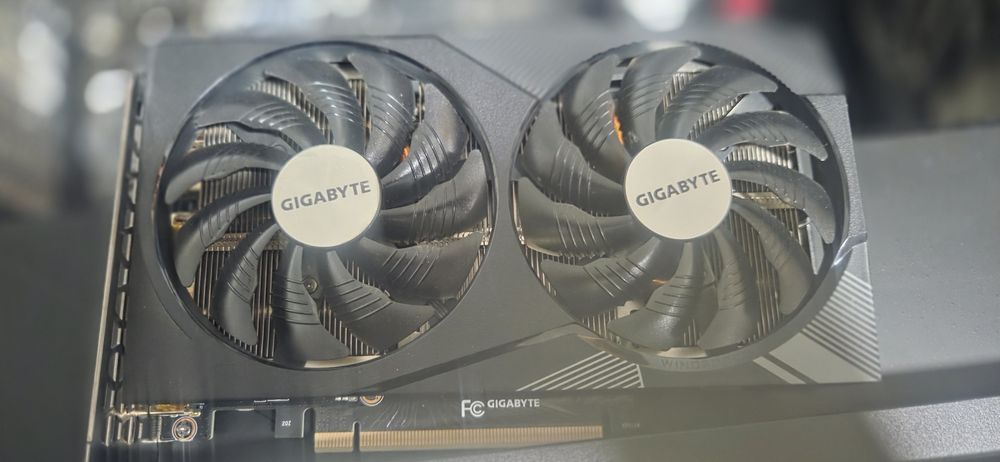 Продам Gigabite  RTX3060ti