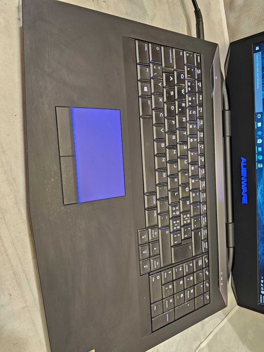 Laptop "17 Gaming Alienware P18e001 Intel i7 GTX 860 SSD