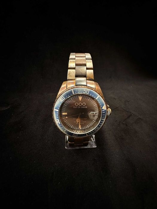 Ceas OOO – Out of Order