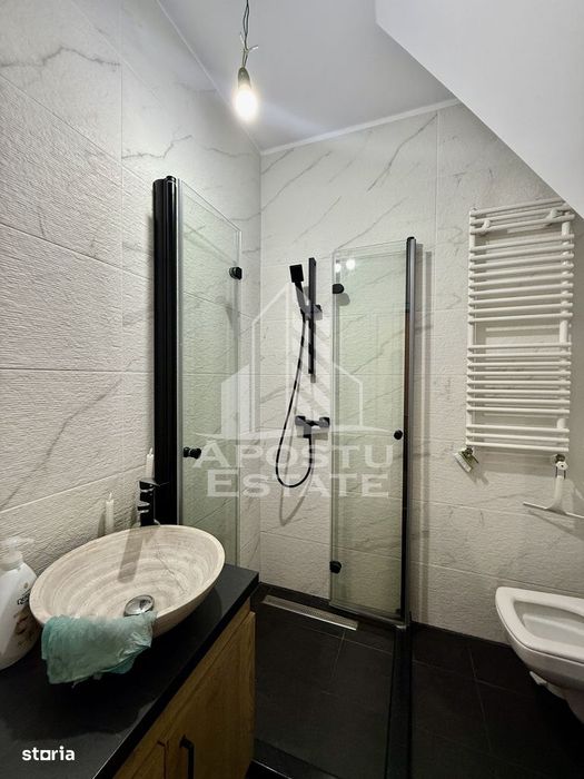 Apartament o camera si curte de vanzare zona Lunei - Complex Timisoara